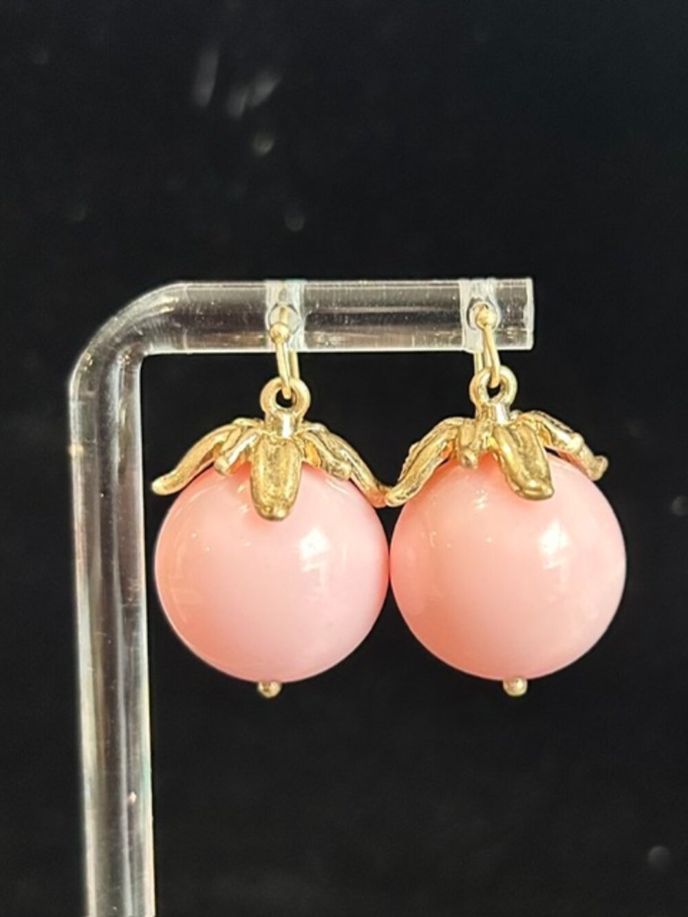 NWOT Pink Bead Gold Tone Floral Dangle Earrings